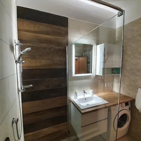 Lido Dalma Apartman 1 Apartment *